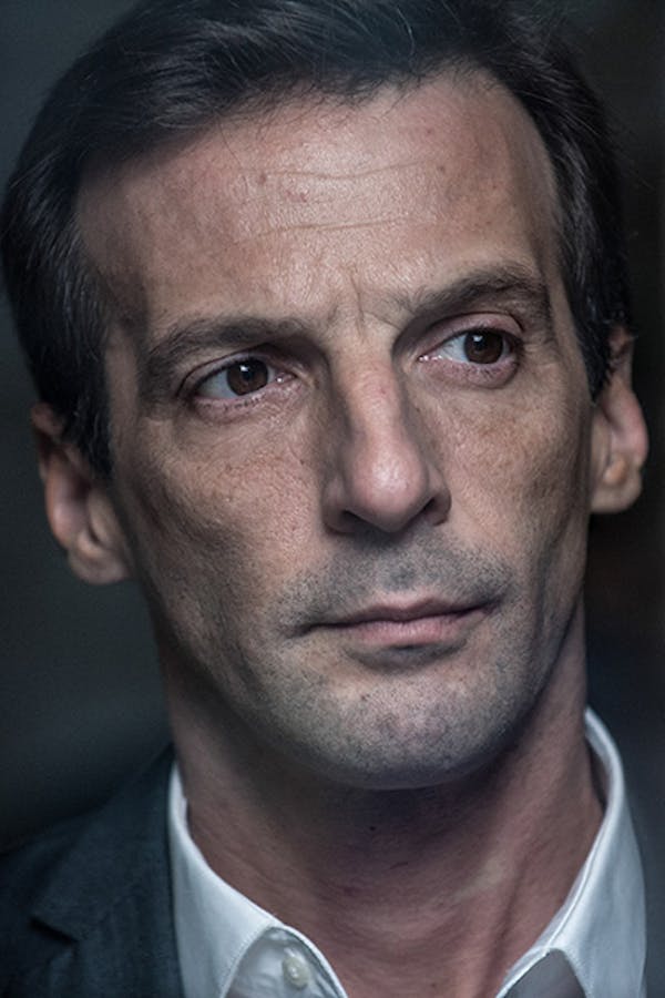 The Bureau: Episode 1